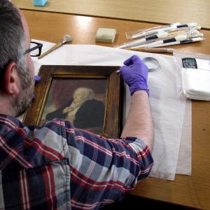 Cleaning a portrait