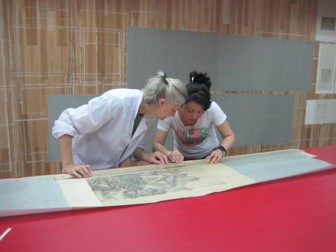 Susan Catcher: IIC Congress followed by placement at scroll mounting workshop in Nanjing